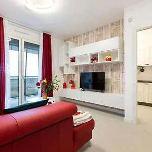 Fiera Flat With Garage Appartement Milan